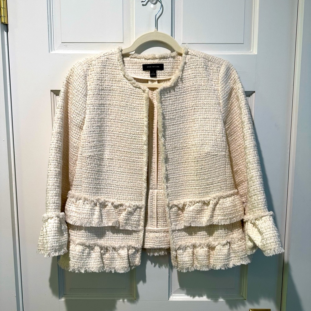 Ann Taylor ivory lightweight boucle jacket. Good condition.